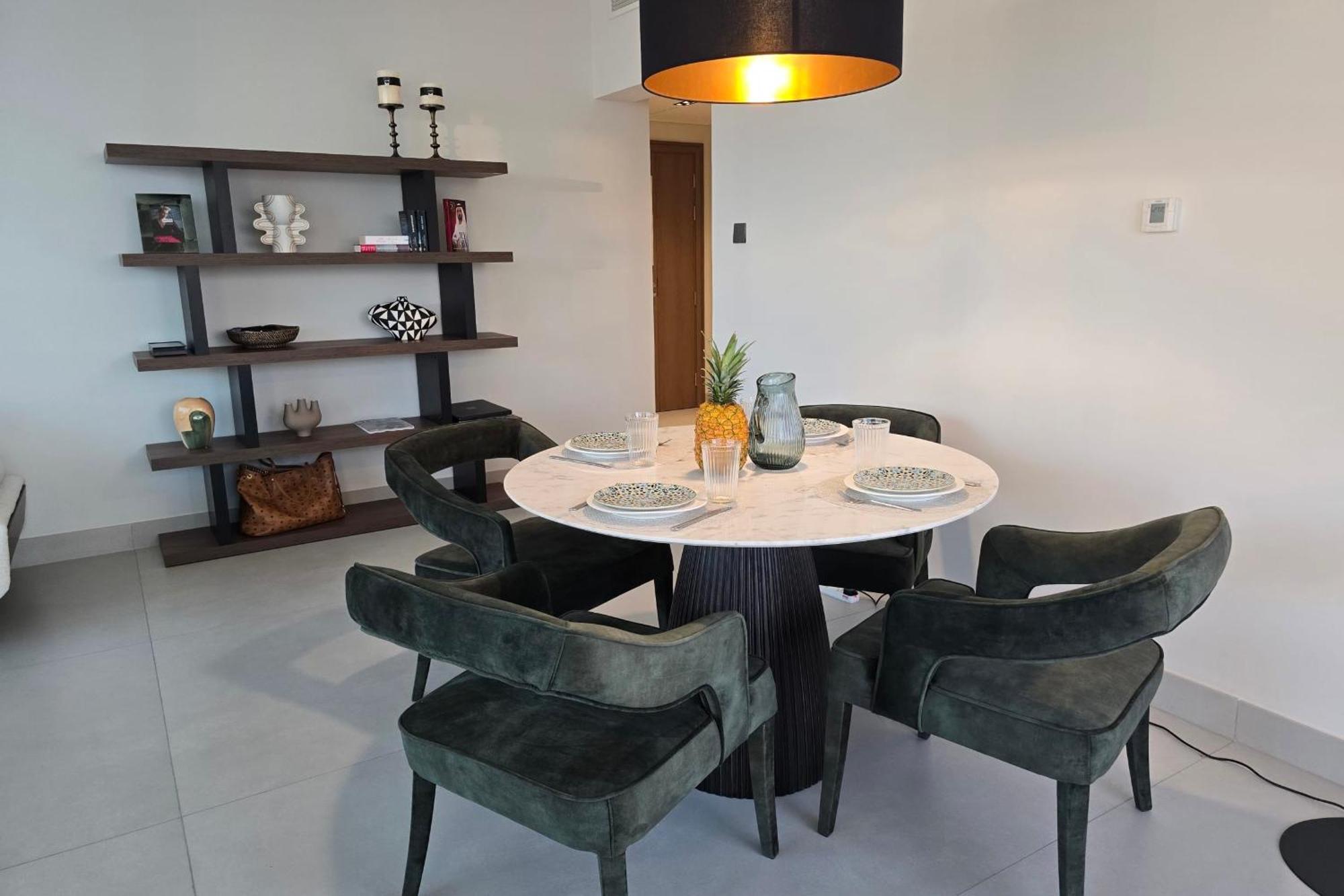 Beachfront 250 View Private High Floor Apartment Dubai